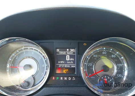 2013 Chrysler Town & Country Touring-L z USA, uszkodzony, nr VIN 2C4RC1CG2DR531905